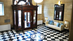 Landing at 275 on the Park - Senate - 1 Bedroom in De Baliviere Place